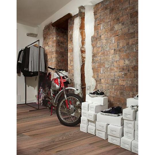 cir narancs padlo gres olasz burkolat  jarolap padloburkolat padlolap fagyallo tegla csempe kopottas vintage country modern balaton nyaralo konyha haloszoba nappali loft kohatasu 10x20.JPG